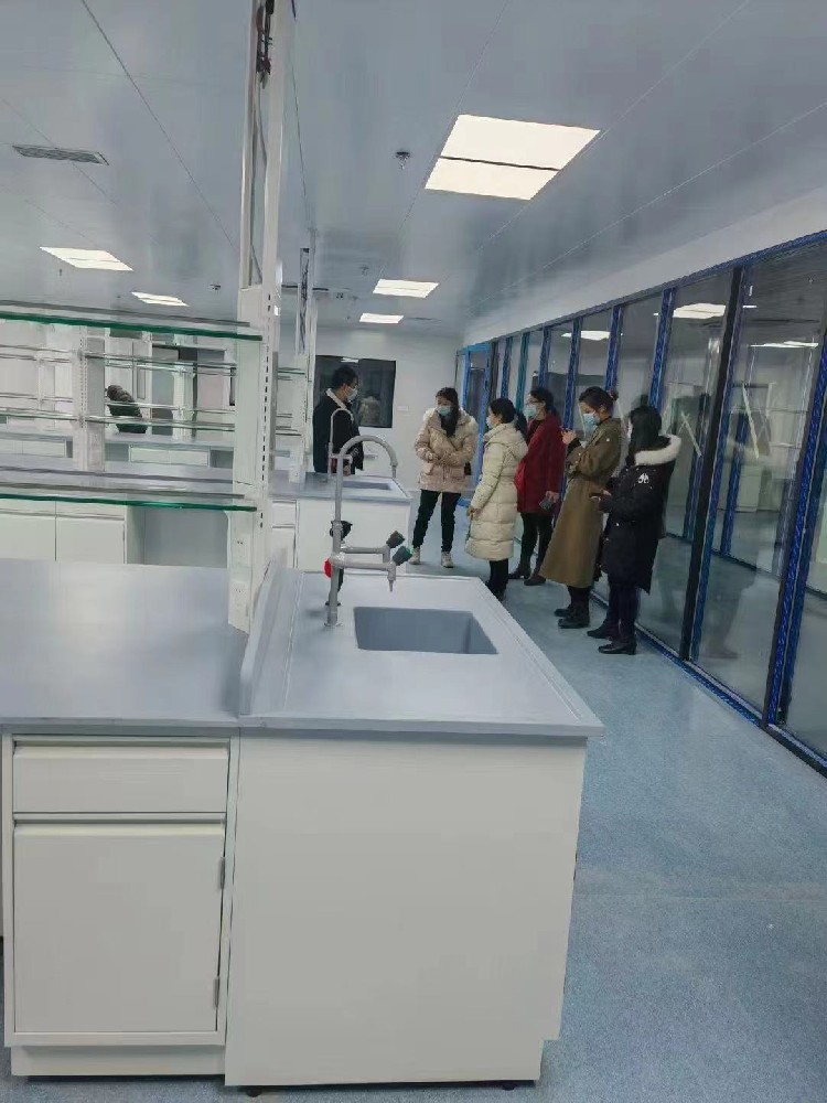 實驗室工作臺的保養(yǎng)技巧
